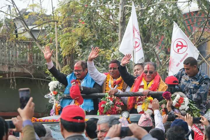 चुनाव जितेपछि माडी पुगेका प्रचण्डलाई जनताको भव्य स्वागत (फोटोफिचर)