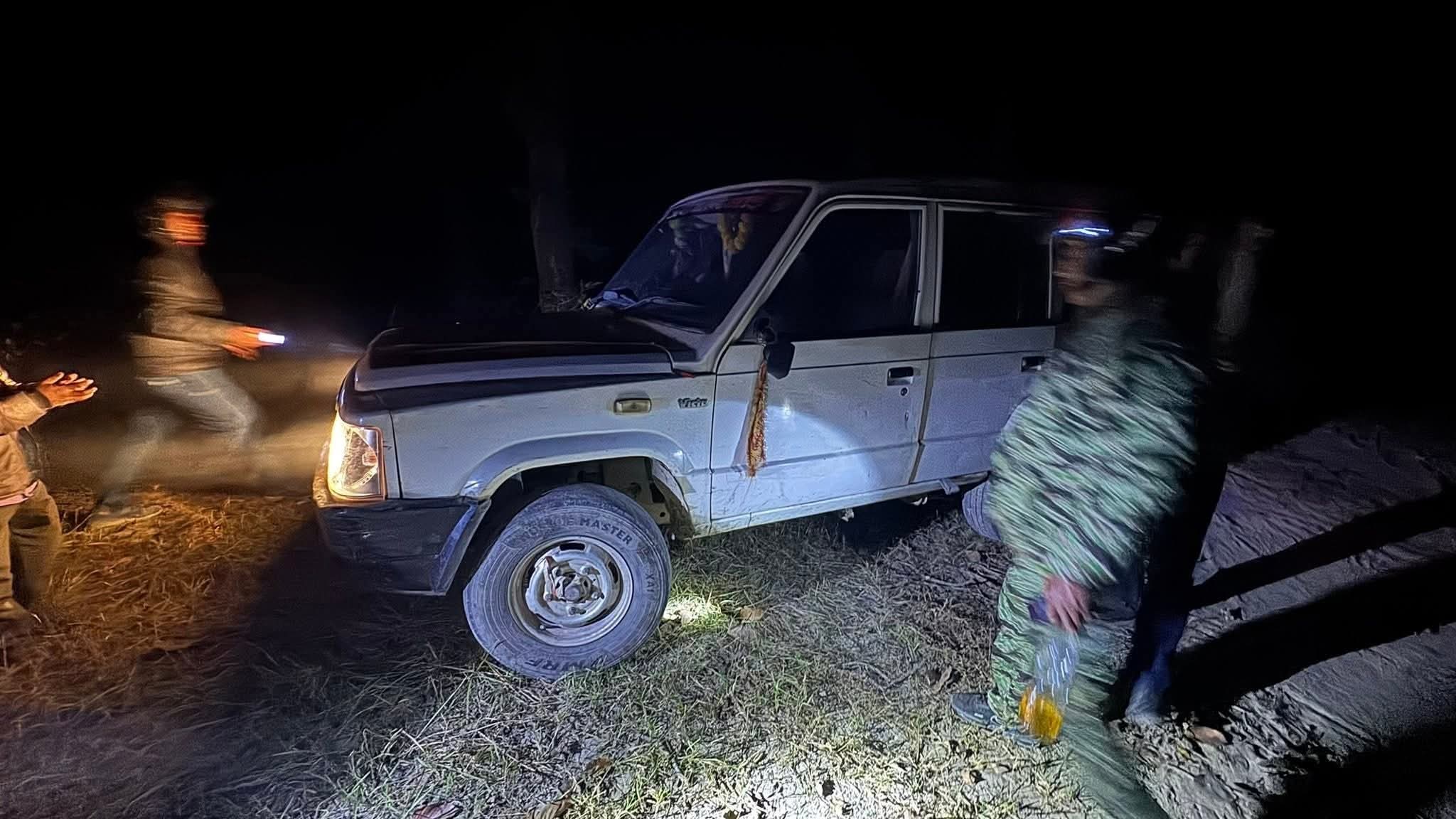 रौतहटमा अवैध सालको काठ बरामद