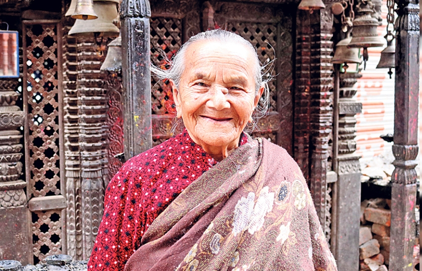 कोरोनामुक्त भइन् १०१ वर्षीया हजुरआमा