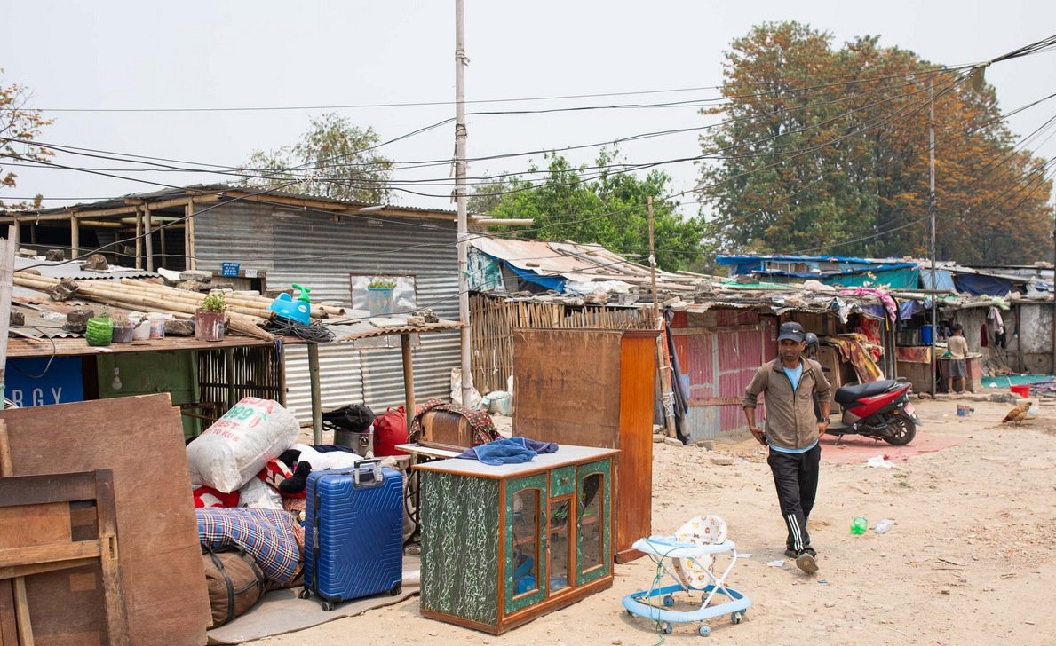 सुकुम्वासी बस्ती खाली गराउन थापाथलीमा बिहानैदेखि सुरक्षाकर्मी परिचालन