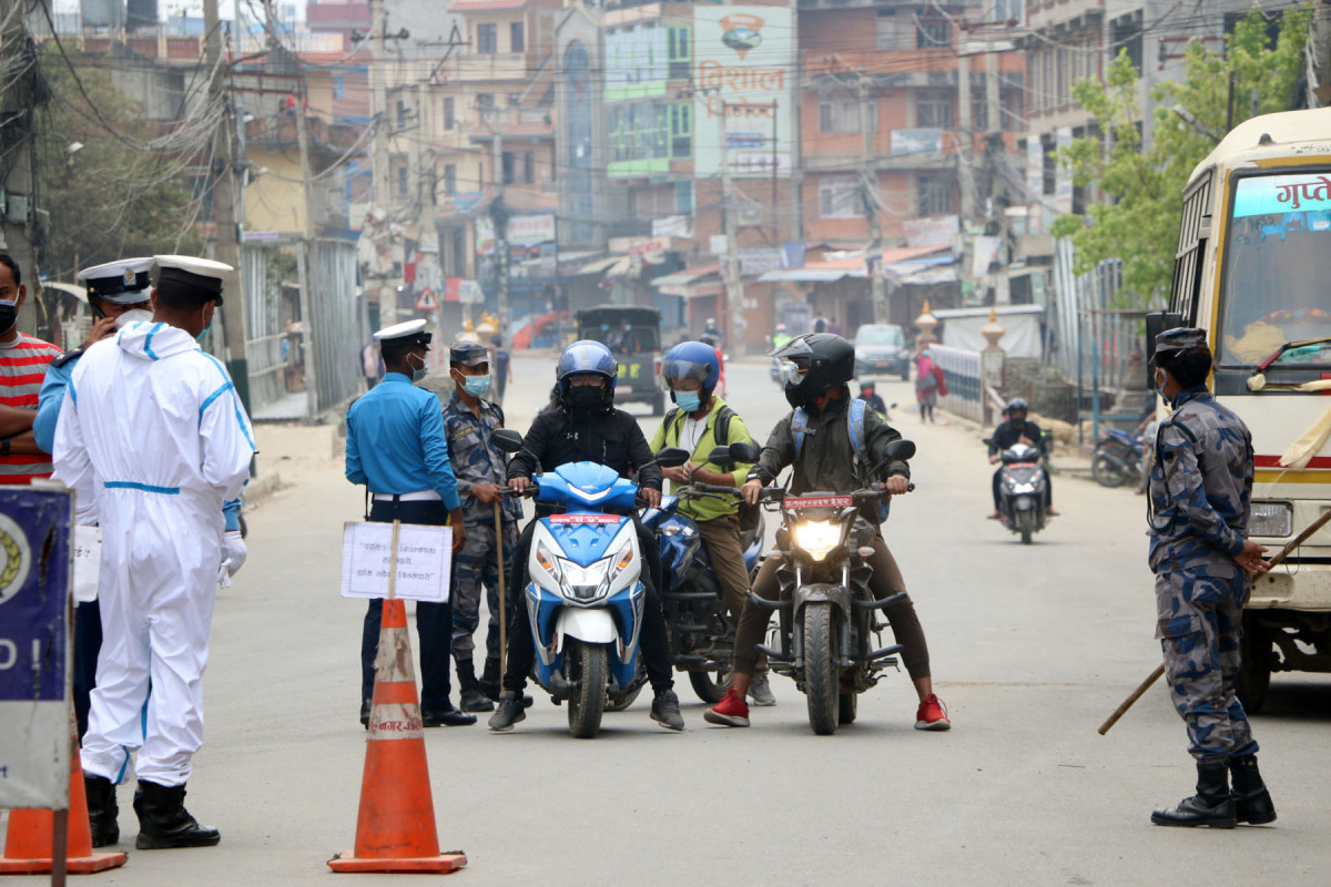 निषेधाज्ञा उल्लङ्घन गर्नेबाट एक लाख जरिवाना