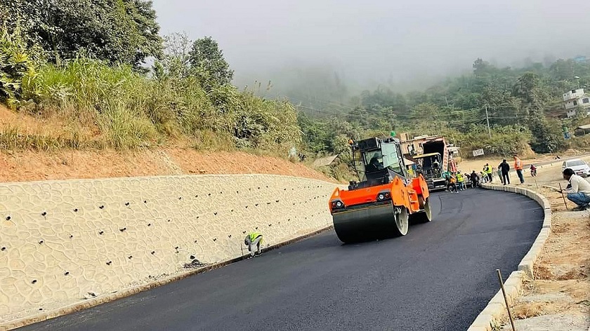 मुग्लिन पोखरा सडकः नौ किलोमिटर खण्ड एकतर्फी कालोपत्र
