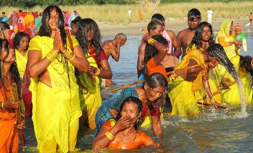 आज कमला नदीमा अनौठो भूत मेला हुँदै