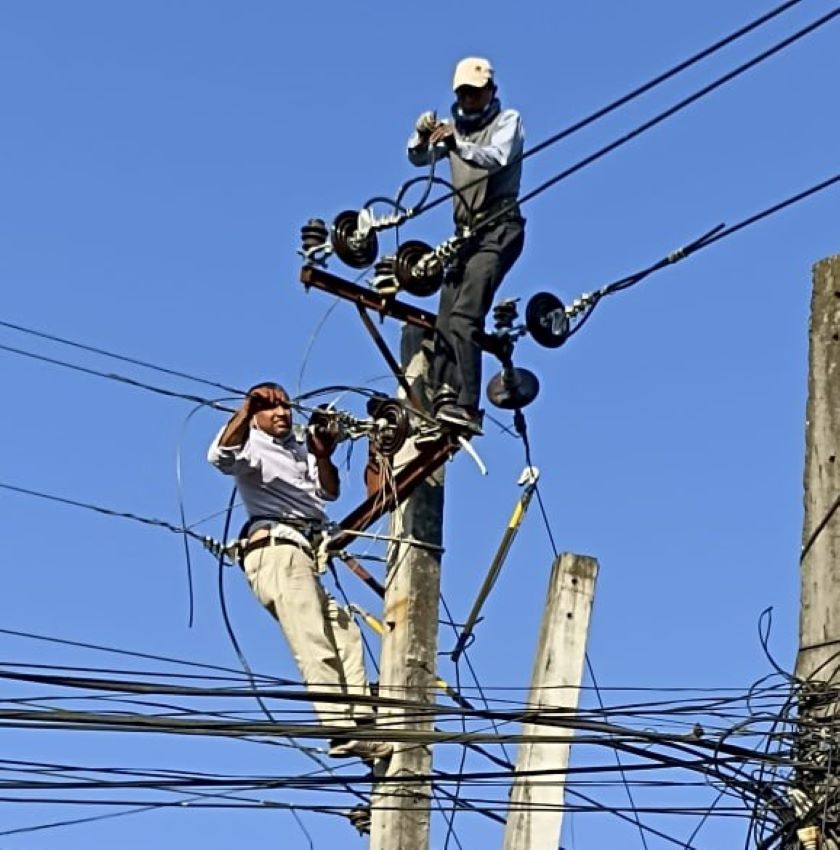 बिद्युतको बक्यौता नतिर्ने माउन्ट एभरेस्ट ब्रुअरीको लाईन काटियो, ब्रुअरीको प्रदुषणले स्थानिय मारमा