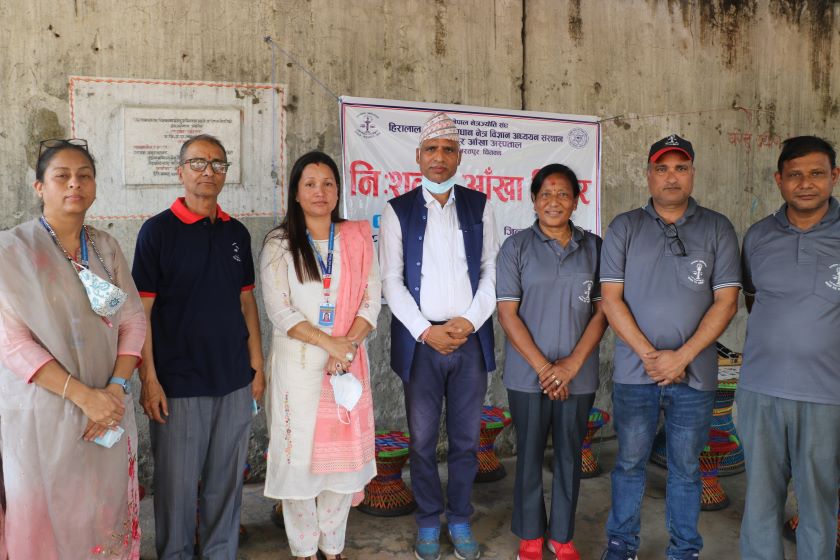 भरतपुर आँखा अस्पतालले कारागारमा गर्यो नि:शुल्क आँखा परिक्षण, ३१६ जनाले पाए सेवा