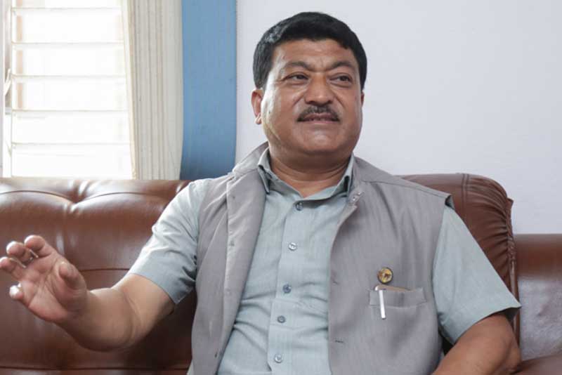 राज्यमन्त्री मानन्धरलाई विश्व कीर्तिमानीको प्रमाणपत्र