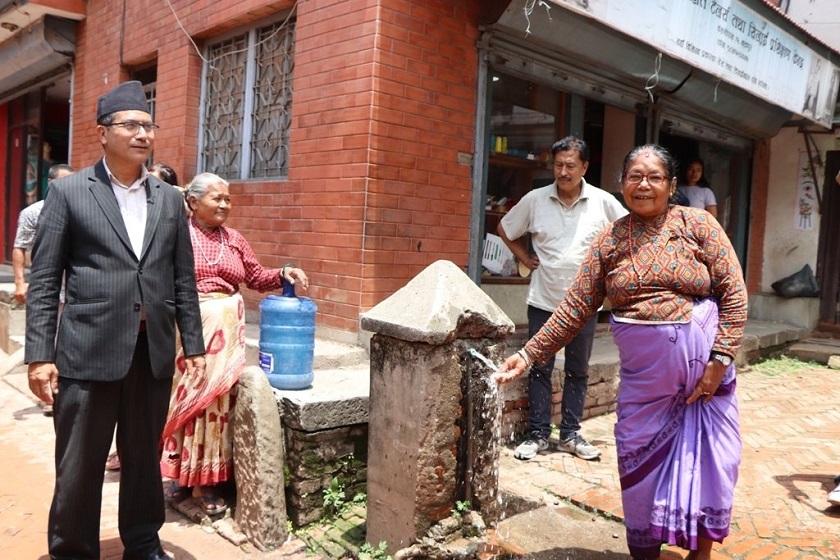 भक्तपुरका जनप्रतिनिधिको पहिलो काम: मेलम्चीको पानी वितरण