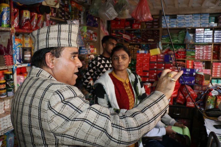 गोरखनाथ किराना स्टोर्सलाई तीन लाख जरिवाना गरेकोप्रति चितवनका किराना व्यवसायी आन्दोलित, आज र भोलि पसल बन्द गर्ने