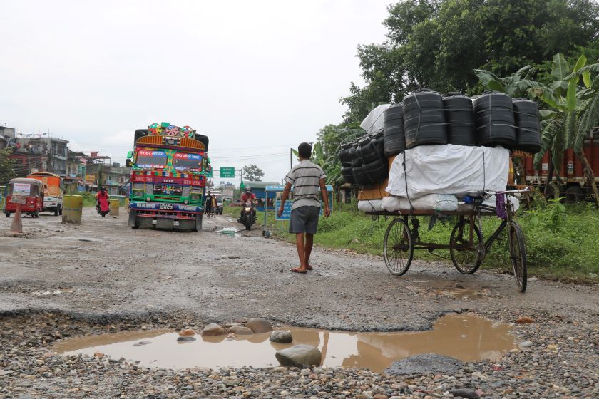 भदौ मसान्तसम्म सडक खन्न रोक, जबरजस्ती गरे कारबाही