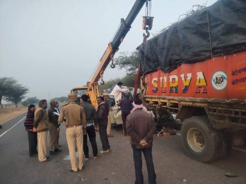 मोदीको बैठकका लागि खटिएका प्रहरी सवार कार दुर्घटना, ६ जनाको मृत्यु