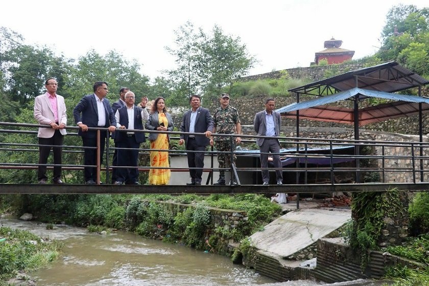 उपप्रधानमन्त्री सिंहद्वारा धोबीखोला अनुगमन