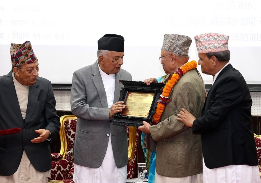 भीमसेन थापा पुरस्कार भेषबहादुर थापालाई