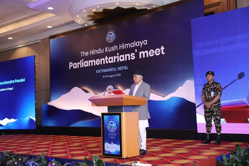 जलवायु परिवर्तनले ल्याएको सङ्कटापन्न अवस्थालाई मिलेर पार लगाऔँ : राष्ट्रपति पाैडेल