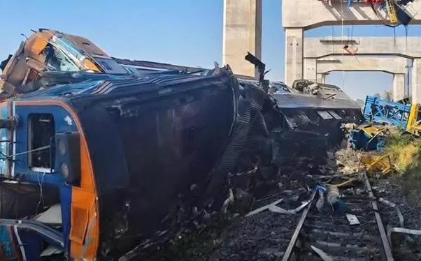 थाइल्यान्ड रेल दुर्घटनामा मृत्यु हुनेको संख्या ३२ पुग्यो