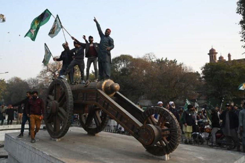 पाकिस्तानका धार्मिक दलहरूको चुनावमा धाँधली भएको आरोप, प्रदर्शनको तयारी