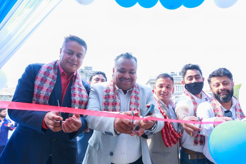 गण्डकी मोटर्सको अत्याधुनिक सुविधा सम्पन्न टिभि एस सर्भिस सेन्टर पोखरामा संचलान