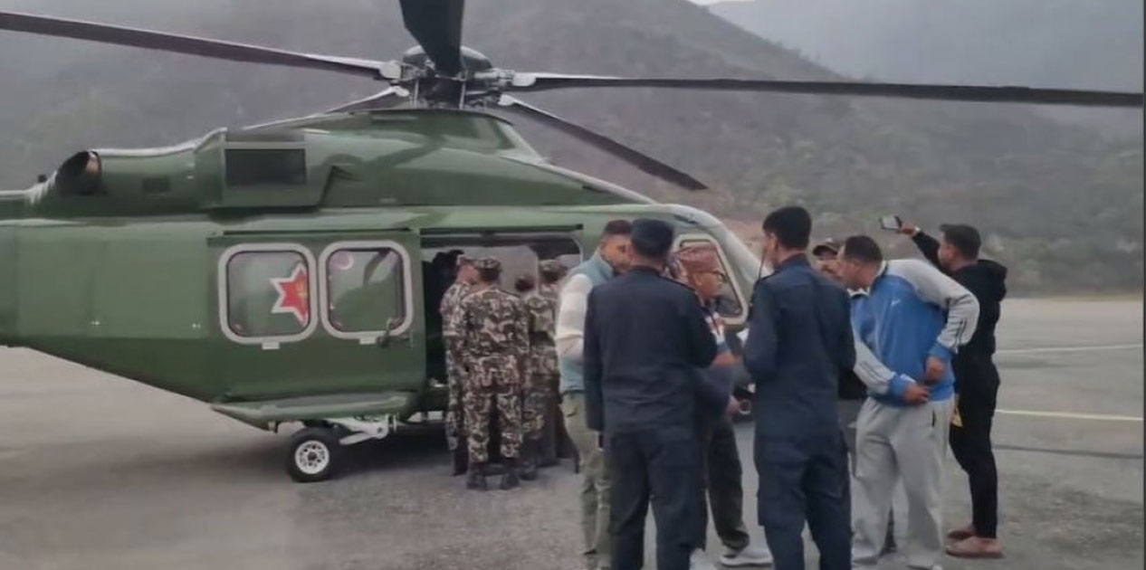 रामेछाप दुर्घटना :  मतदान अधिकृतसहित मृत्यु हुनेको संख्या दुई पुग्यो, पाँच घाइतेलाई काठमाडौँ ल्याइयो