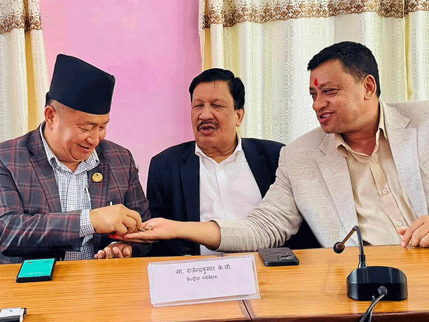 बहादुरसिंह लामाले गुमाए संसदीय दलको हैसियत