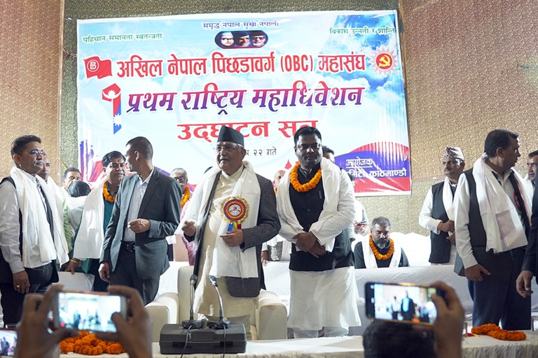 राष्ट्रियगानको सुरुमा रहेको धुन हटाउनुपर्छ : केपी ओली