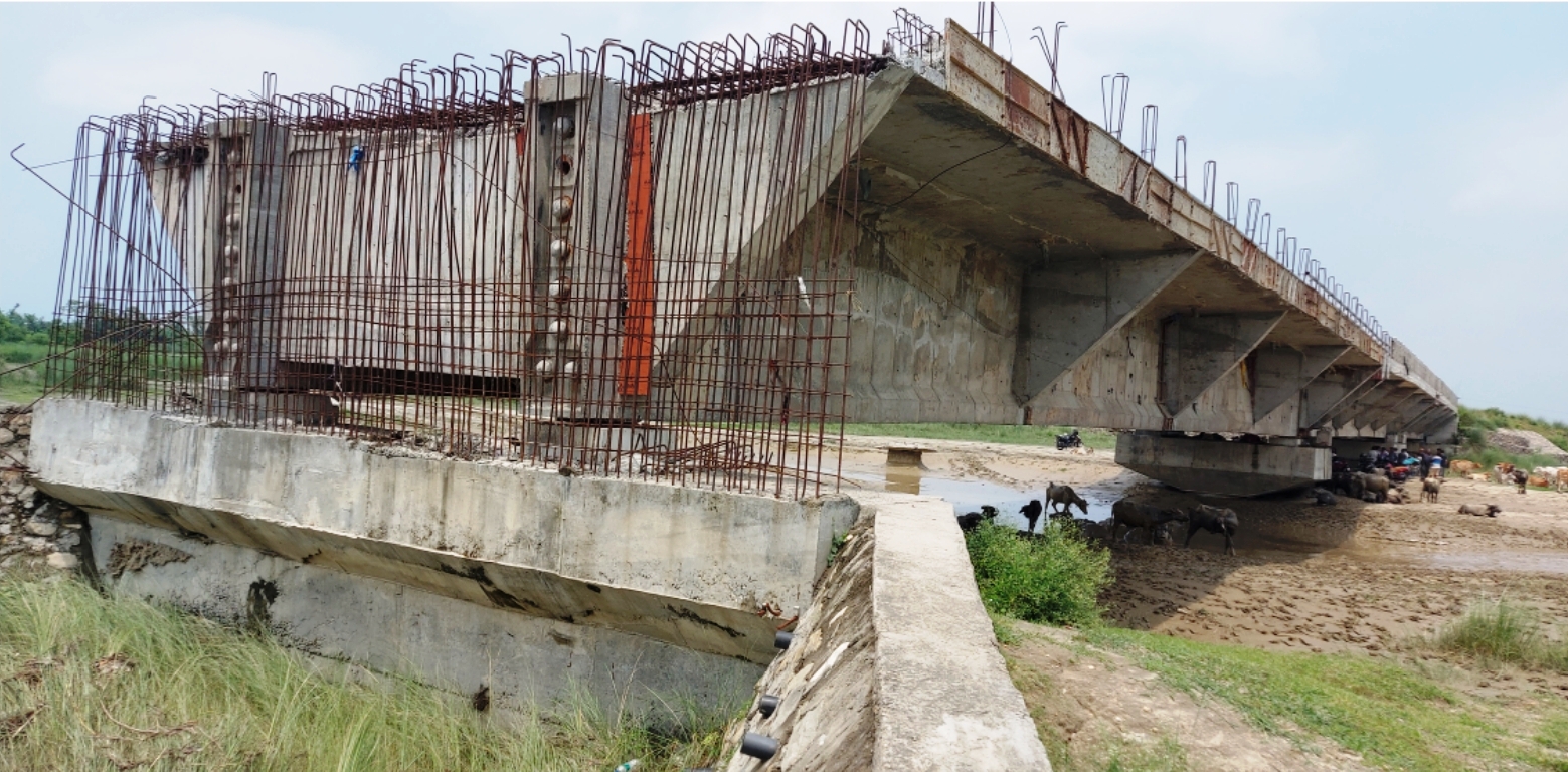 पुल निर्माणमा अवरोध गर्ने कम्पनीमाथि कारबाही गर्न स्थानीयको माग