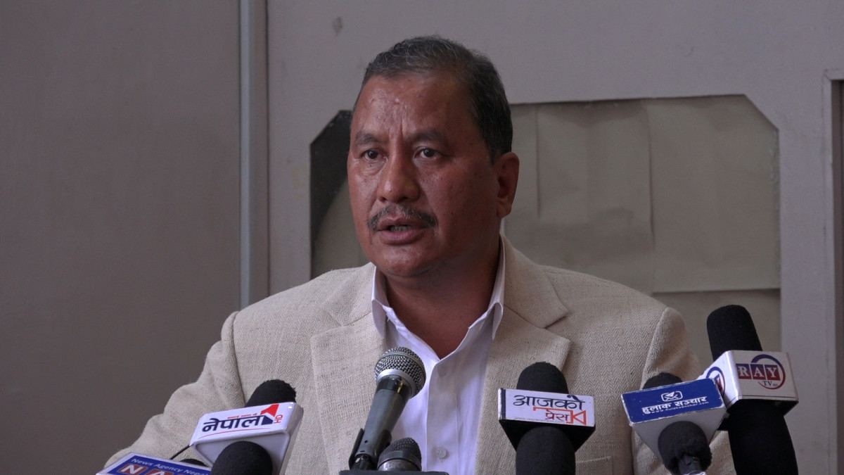 विप्लवको चेतावनी- विद्यार्थी संगठनको घाँटी निमोठ्न खोजे सरकारकै जरो उखेल्छौँ