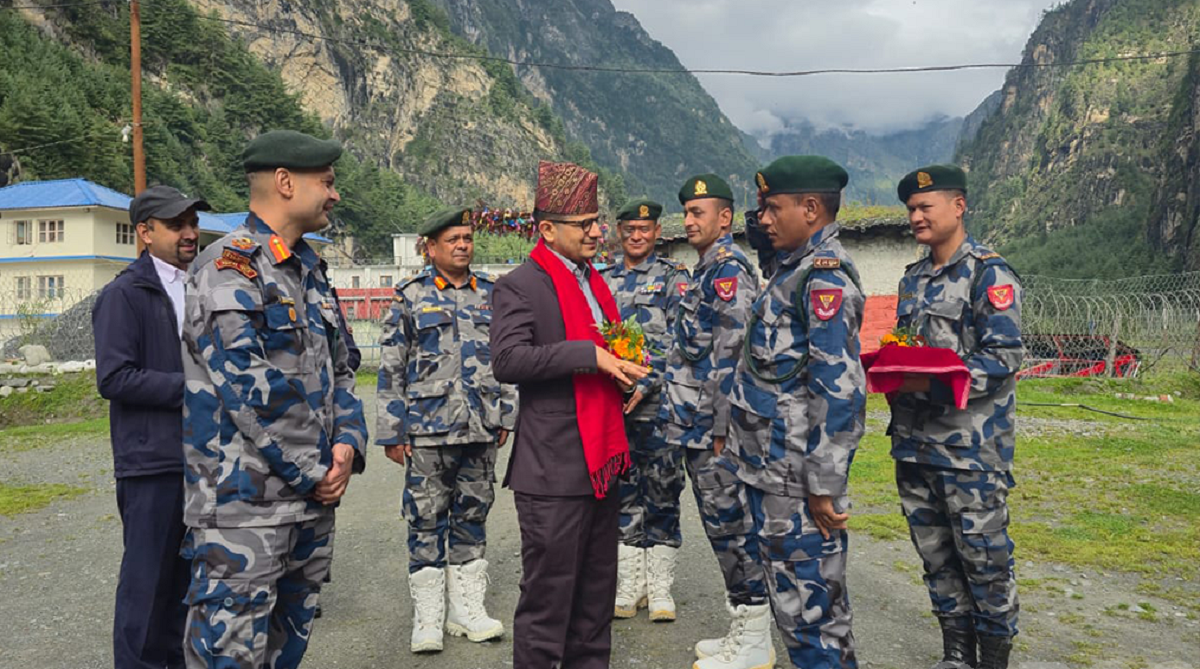 निर्वाचन सुरक्षामा ध्यान दिन मनाङ सीडीओ पौडेलको निर्देशन