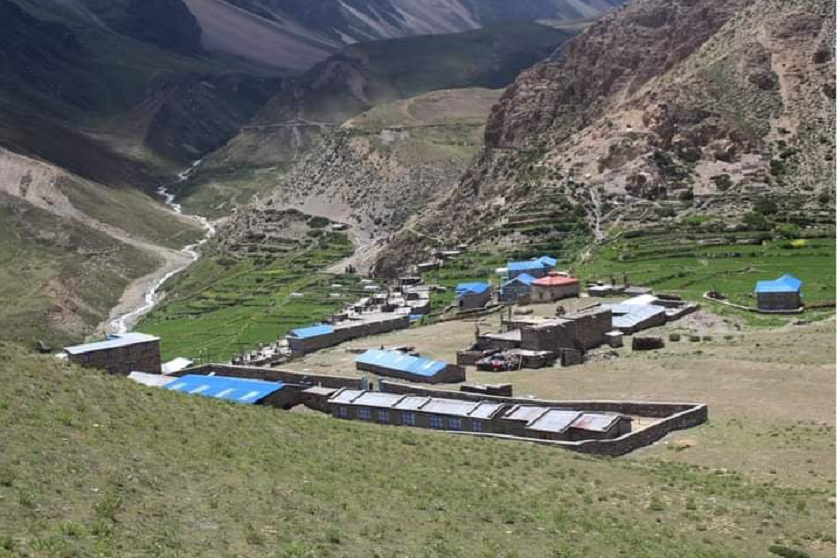 मनाङमा पनि बेरुजु : विद्यार्थी नै नभएका विद्यालयमा शिक्षकलाई तलब