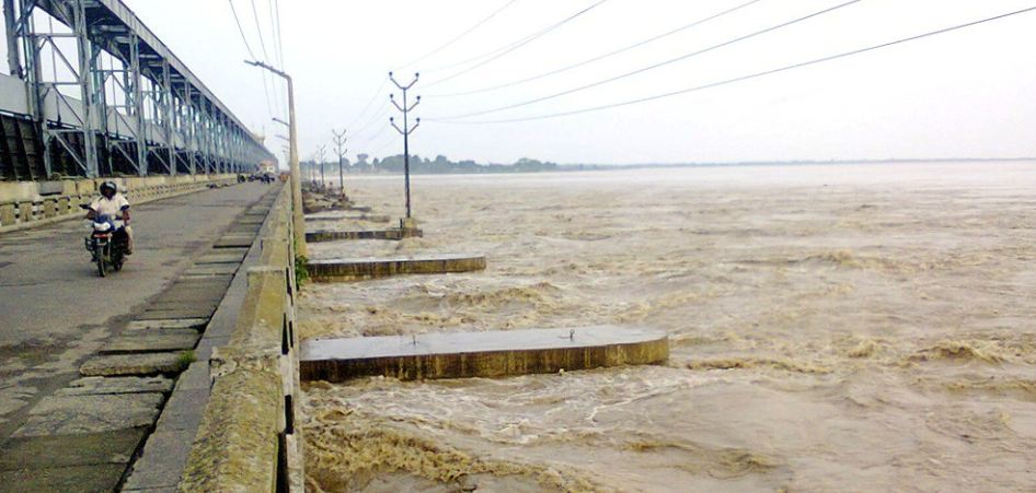 सप्तकोशीमा पानीको बहाव उच्च, सप्तरी र सुनसरीमा ‘हाइअलर्ट’ जारी