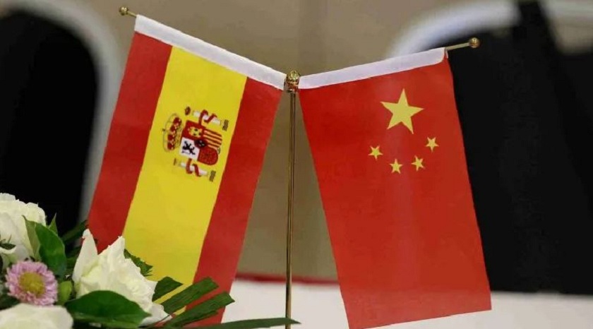 चीनका शीर्ष विधायक र स्पेनका प्रधानमन्त्रीबीच भेटवार्ता