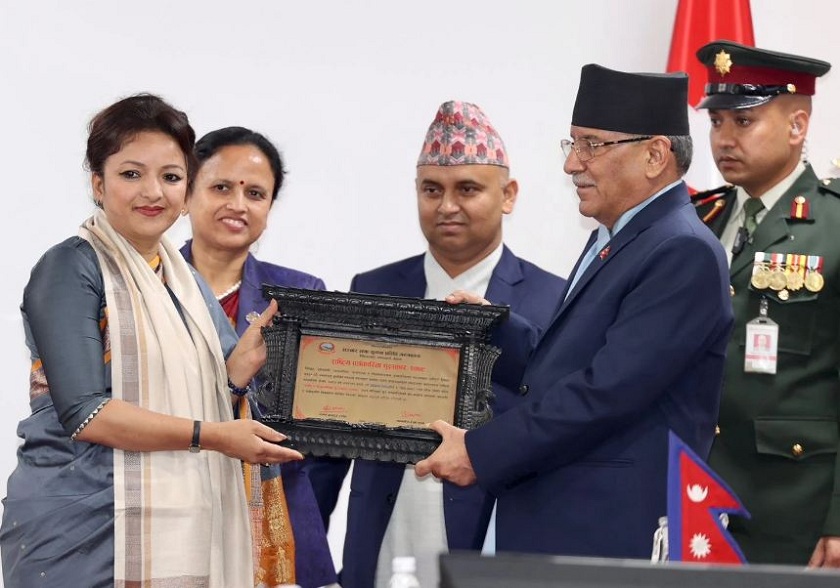 ज्येष्ठ र अपाङ्गता भएका पत्रकारहरूको लागि जीवन निर्वाह भत्ताको व्यवस्था हुँदैछ : प्रधानमन्त्री प्रचण्ड