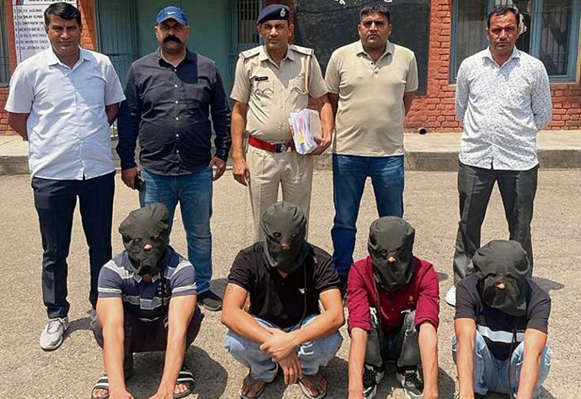 चोरीको आरोपमा चार जना नेपाली भारतमा पक्राउ