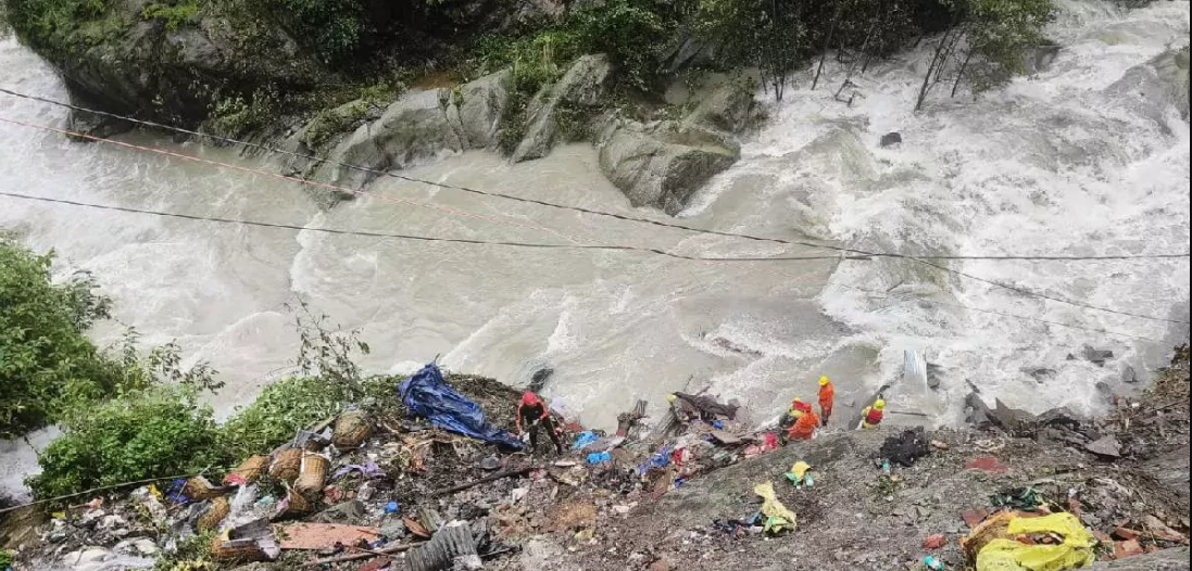 केदारनाथको पहिरोमा कर्णालीका १७ जना नेपाली बेपत्ता