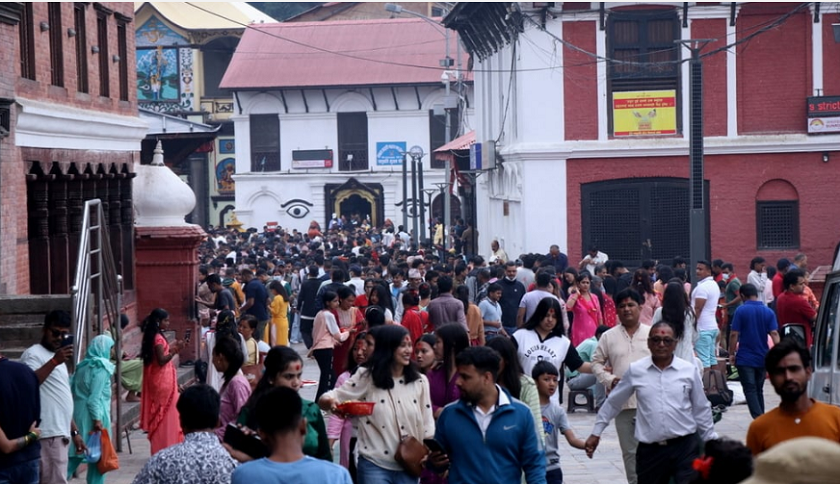 जनैपूर्णिमामा कुम्भेश्वर र पशुपतिमा भक्तजनको भीड