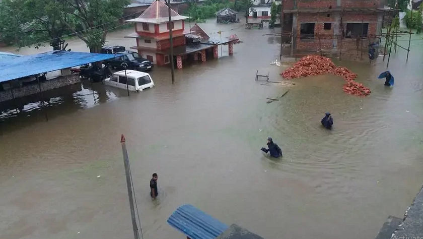 आधा घण्टाको वर्षाले जलेश्वर जलमग्न