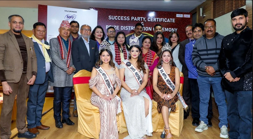 ‘मिसेस नेपाल वल्र्ड–२०२३’का विजेतालाई पुरस्कार प्रदान