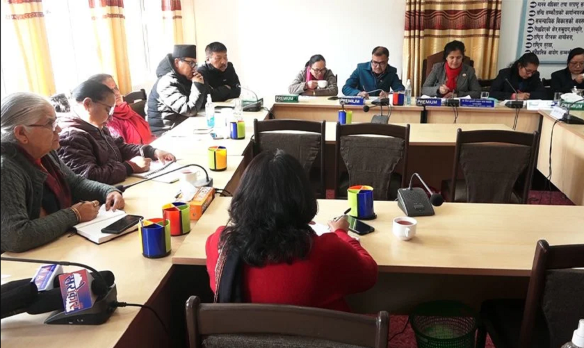 ‘केन्द्रीय अस्पतालहरुका लागि १६ हजार दरबन्दी आवश्यक’:डा. रोशन पोखरेल