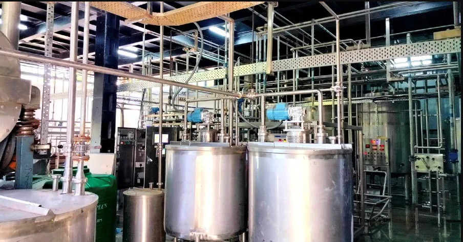धुलो दूधको उत्पादन परीक्षण सुरु, मकवानपुर र चितवनबाट दैनिक ६० हजार लिटर दूध सङ्कलन