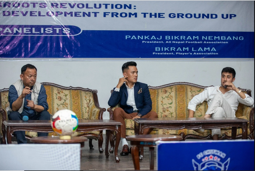 एफसी चितवनद्वारा फुटबल खेलका विभिन्न आयमहरुबारे  भरतपुरमा अन्तर्क्रिया