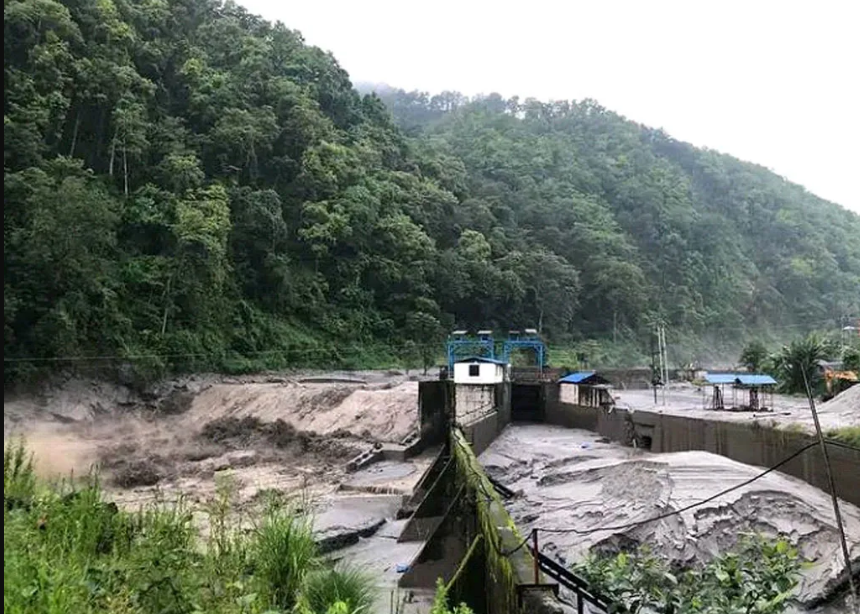 बाढीले इन्द्रावती तेस्रो जलविद्युत् आयोजनामा क्षति