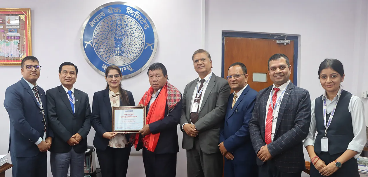 नेपाल बैंकको एम्बास्डरमा पुनः डा. महावीर नियुक्त