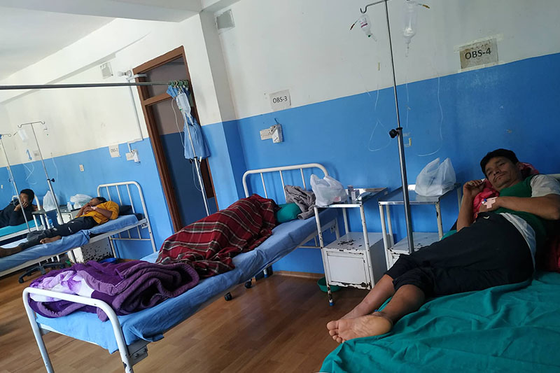 विषालु च्याउ खाँदा बागलुङमा एकै परिवारका  चारजना बिरामी