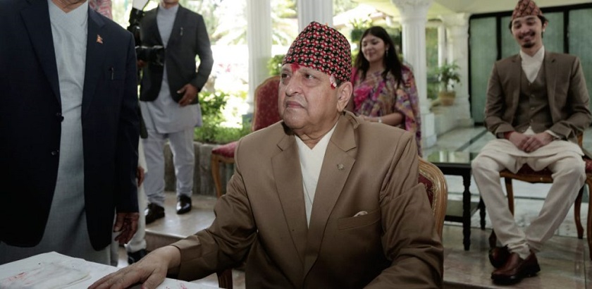 यो नेपाल र नेपालीका लागि प्रार्थना गर्ने समय हो: ज्ञानेन्द्र शाह