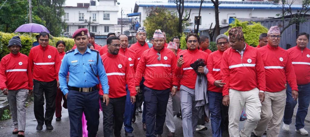 नयाँ दल दर्ता गर्न निर्वाचन आयोगमा रेशम चौधरी