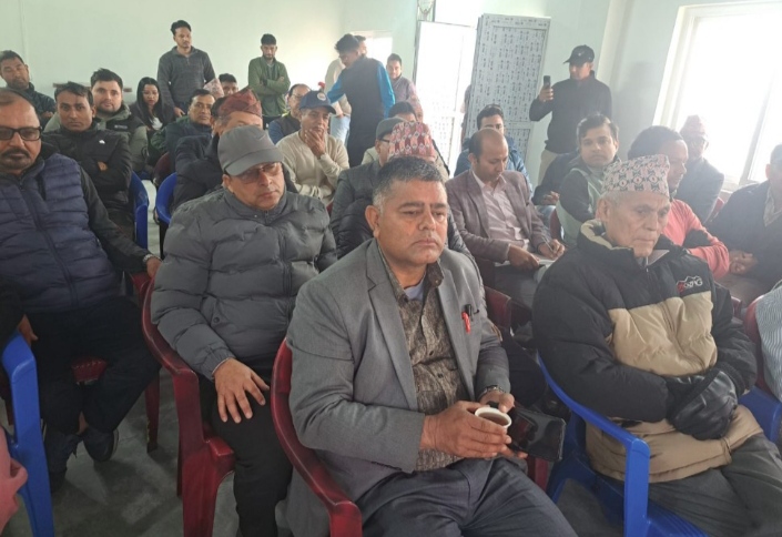 चितवनका बुद्धिजीवीहरू रेनु  दाहाललाई जिताउन एकजुट