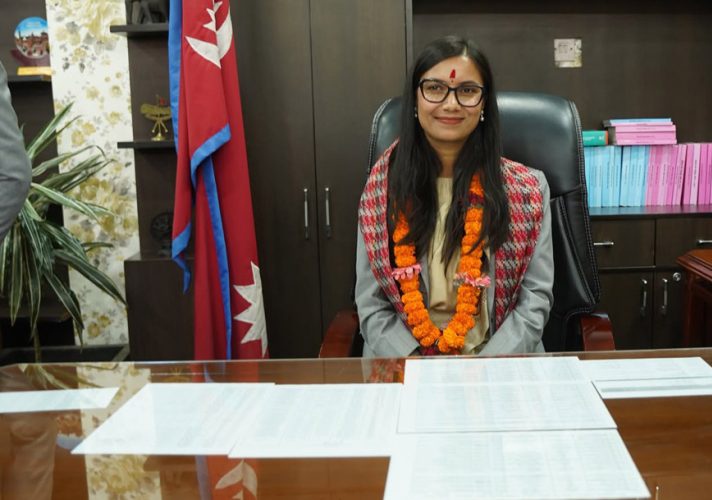 कानुनमन्त्री गौतमले गरिन् पदभार ग्रहण