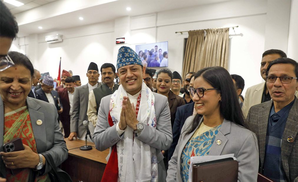 सभामुखमा डोलप्रसाद अर्याल निर्विरोध निर्वाचित भएको घोषणा