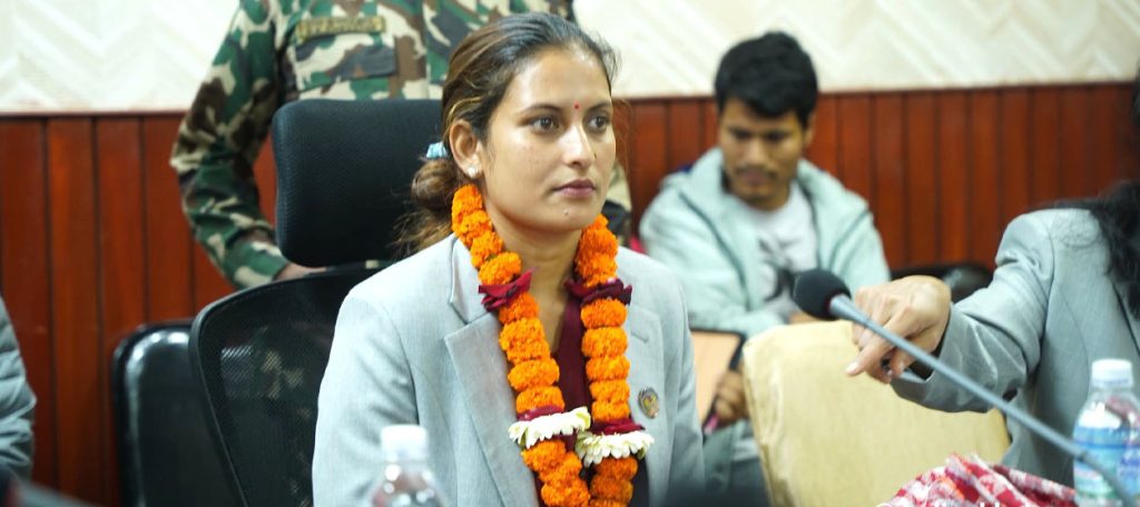 मन्त्री सीता वादीको सम्पत्ति : २० वटा कुखुरा र एउटा कुकुर