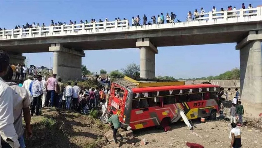 भारतको मध्य प्रदेशमा यात्रु बस नदीमा खस्यो, १५ जनाको मृत्यु पुष्टि