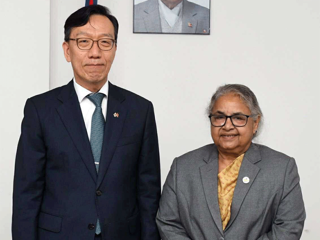 प्रधानमन्त्री कार्की र दक्षिण कोरियाली राजदूतबीच शिष्टाचार भेट