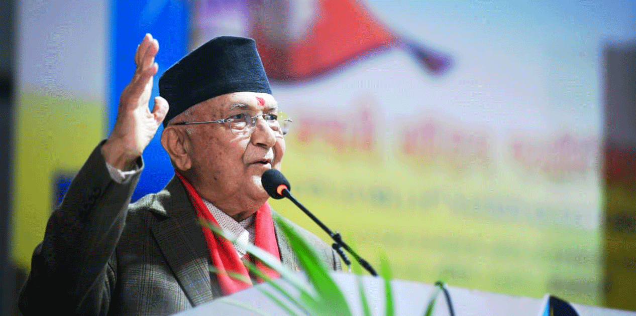 दिनमा कम्तीमा १० वटा स्ट्याटस लेख्न कार्यकर्तालाई ओलीको निर्देशन